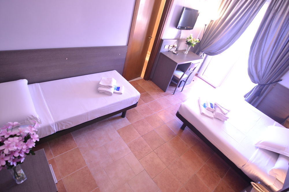 Hotel Mirti Roma Dış mekan fotoğraf